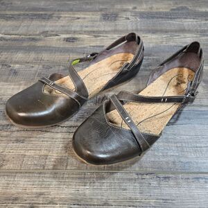 Anhu Tullia II Shoe Women's Flat Velcro Size W 11 Brown